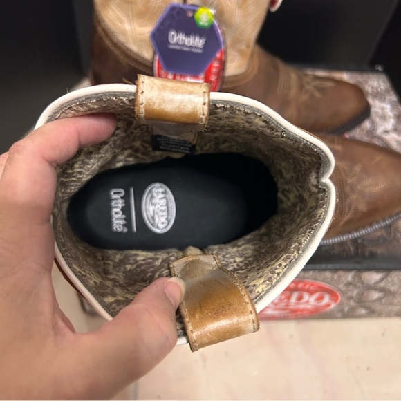 Laredo Tori 8" Women's 10M Leather Cowboy Boots BrownTan Ortholite Western - Picture 2 of 13